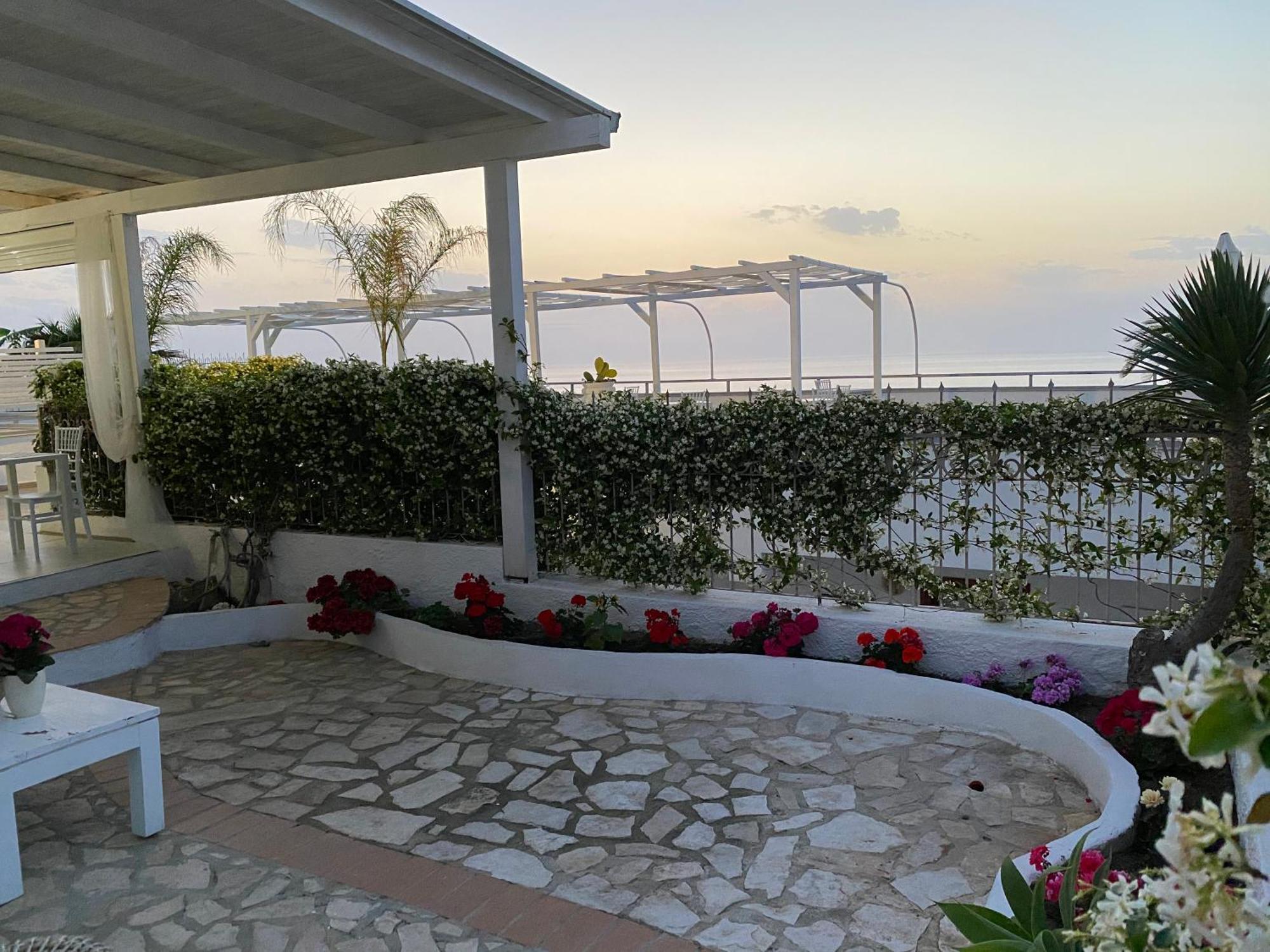 Hotel La Porta Del Mare Tropea Exterior foto