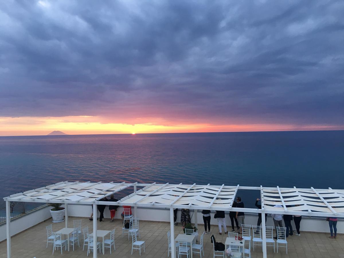 Hotel La Porta Del Mare Tropea Exterior foto